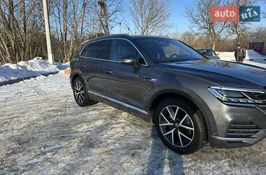 Позашляховик / Кросовер Volkswagen Touareg 2023 в Харкові