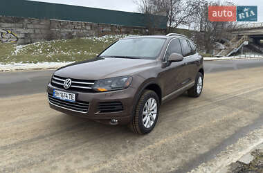 Внедорожник / Кроссовер Volkswagen Touareg 2010 в Одессе