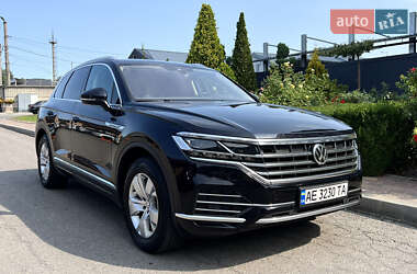 Позашляховик / Кросовер Volkswagen Touareg 2018 в Дніпрі