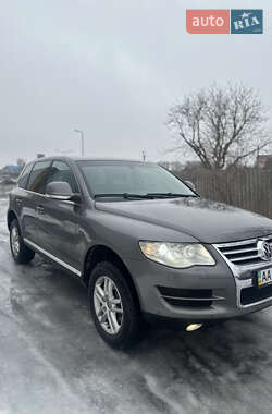 Позашляховик / Кросовер Volkswagen Touareg 2008 в Прилуках