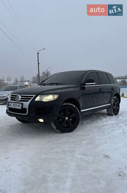 Внедорожник / Кроссовер Volkswagen Touareg 2006 в Ковеле