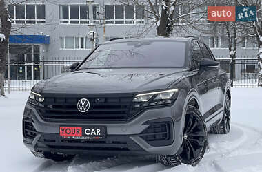 Внедорожник / Кроссовер Volkswagen Touareg 2022 в Киеве