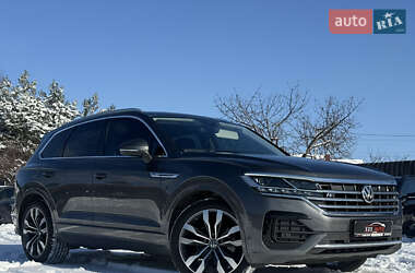 Позашляховик / Кросовер Volkswagen Touareg 2019 в Луцьку