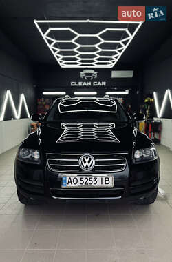 Позашляховик / Кросовер Volkswagen Touareg 2005 в Виноградові