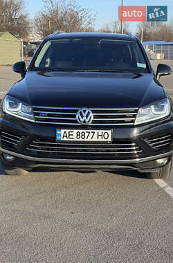 Позашляховик / Кросовер Volkswagen Touareg 2018 в Дніпрі