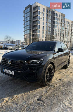 Внедорожник / Кроссовер Volkswagen Touareg 2018 в Львове