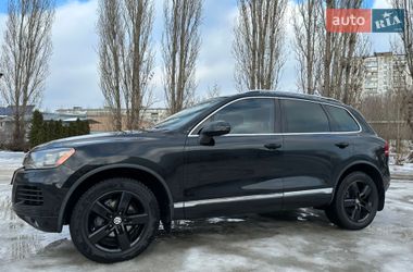Позашляховик / Кросовер Volkswagen Touareg 2012 в Обухові