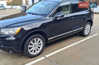 Позашляховик / Кросовер Volkswagen Touareg 2012 в Дніпрі