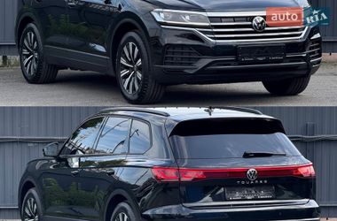 Позашляховик / Кросовер Volkswagen Touareg 2024 в Києві