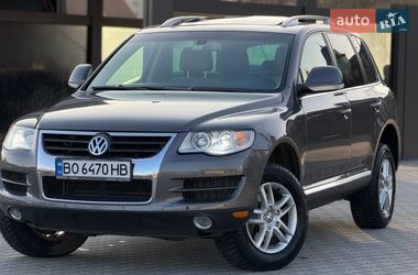 Внедорожник / Кроссовер Volkswagen Touareg 2009 в Тернополе