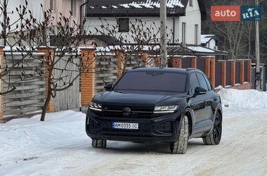 Внедорожник / Кроссовер Volkswagen Touareg 2023 в Киеве