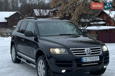 Внедорожник / Кроссовер Volkswagen Touareg 2005 в Чернигове
