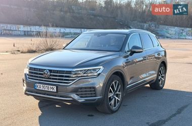 Внедорожник / Кроссовер Volkswagen Touareg 2023 в Киеве