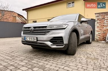 Позашляховик / Кросовер Volkswagen Touareg 2020 в Львові
