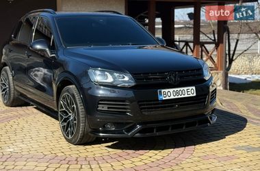 Внедорожник / Кроссовер Volkswagen Touareg 2014 в Тернополе