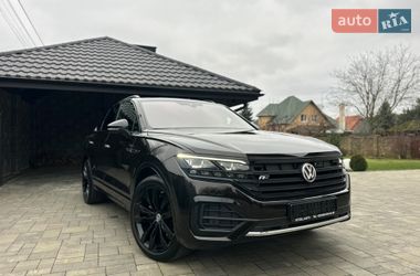 Внедорожник / Кроссовер Volkswagen Touareg 2019 в Луцке