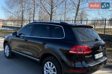 Внедорожник / Кроссовер Volkswagen Touareg 2012 в Белой Церкви