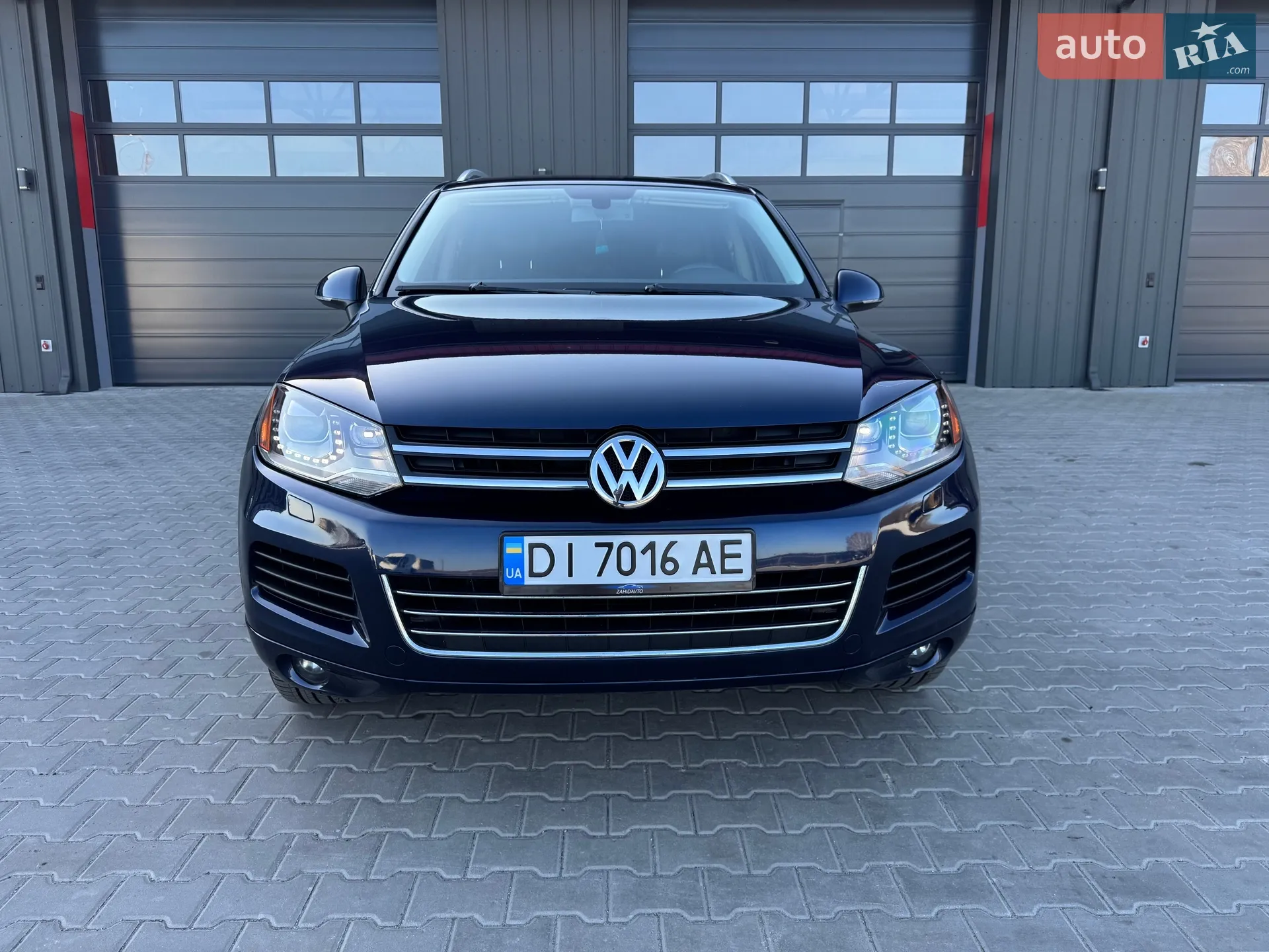 2013 Volkswagen Touareg - мініатюра 9