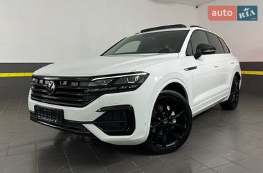 Позашляховик / Кросовер Volkswagen Touareg 2023 в Козятині