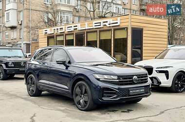 Внедорожник / Кроссовер Volkswagen Touareg 2023 в Киеве