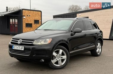 Внедорожник / Кроссовер Volkswagen Touareg 2012 в Киеве