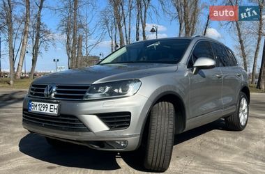 Позашляховик / Кросовер Volkswagen Touareg 2014 в Києві