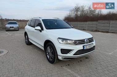 Внедорожник / Кроссовер Volkswagen Touareg 2016 в Черновцах