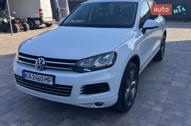 Внедорожник / Кроссовер Volkswagen Touareg 2012 в Врадиевке