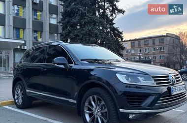 Внедорожник / Кроссовер Volkswagen Touareg 2016 в Днепре