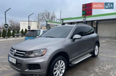 Позашляховик / Кросовер Volkswagen Touareg 2010 в Харкові