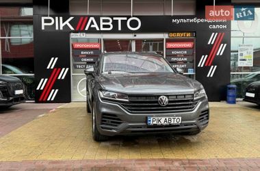 Позашляховик / Кросовер Volkswagen Touareg 2020 в Львові