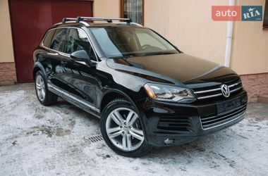 Внедорожник / Кроссовер Volkswagen Touareg 2011 в Ужгороде