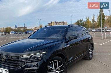 Внедорожник / Кроссовер Volkswagen Touareg 2018 в Кривом Роге