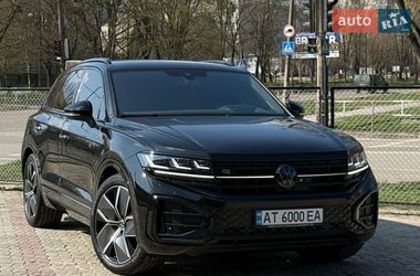 Внедорожник / Кроссовер Volkswagen Touareg 2024 в Калуше