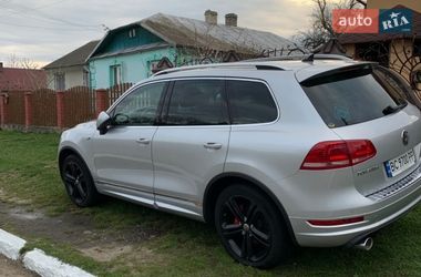 Позашляховик / Кросовер Volkswagen Touareg 2012 в Львові