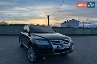 Внедорожник / Кроссовер Volkswagen Touareg 2007 в Первомайске