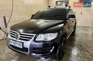 Позашляховик / Кросовер Volkswagen Touareg 2007 в Дубровиці