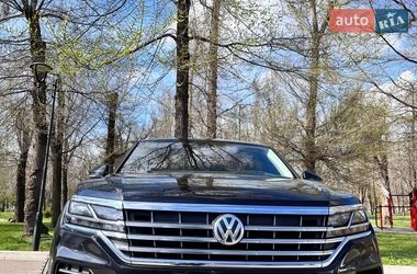 Позашляховик / Кросовер Volkswagen Touareg 2018 в Кривому Розі