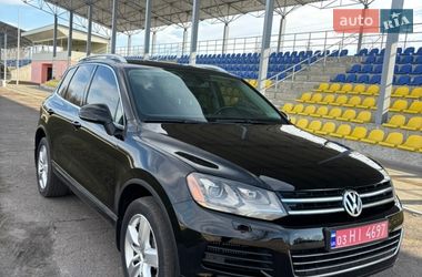 Внедорожник / Кроссовер Volkswagen Touareg 2011 в Луцке
