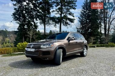 Позашляховик / Кросовер Volkswagen Touareg 2012 в Самборі