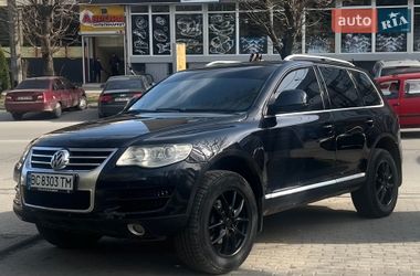 Позашляховик / Кросовер Volkswagen Touareg 2007 в Чернівцях
