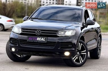 Внедорожник / Кроссовер Volkswagen Touareg 2012 в Кривом Роге