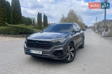 Позашляховик / Кросовер Volkswagen Touareg 2019 в Хмельницькому