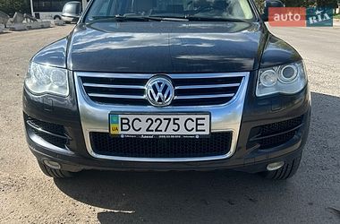 Внедорожник / Кроссовер Volkswagen Touareg 2010 в Львове