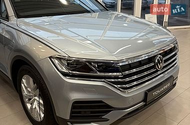 Позашляховик / Кросовер Volkswagen Touareg 2025 в Києві