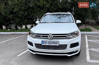 Позашляховик / Кросовер Volkswagen Touareg 2012 в Одесі