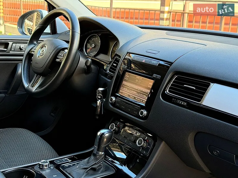 Volkswagen Touareg 2011 VIN WVGZZZ7PZBD028420 фото оголошення 54 з 162