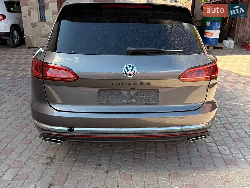 Volkswagen Touareg