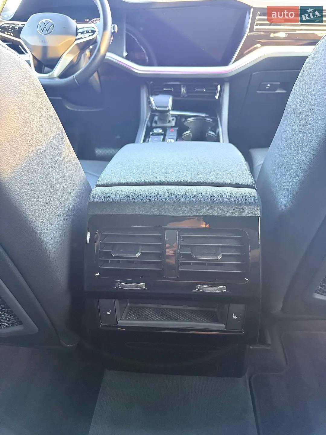 2021 Volkswagen Touareg - мініатюра 15