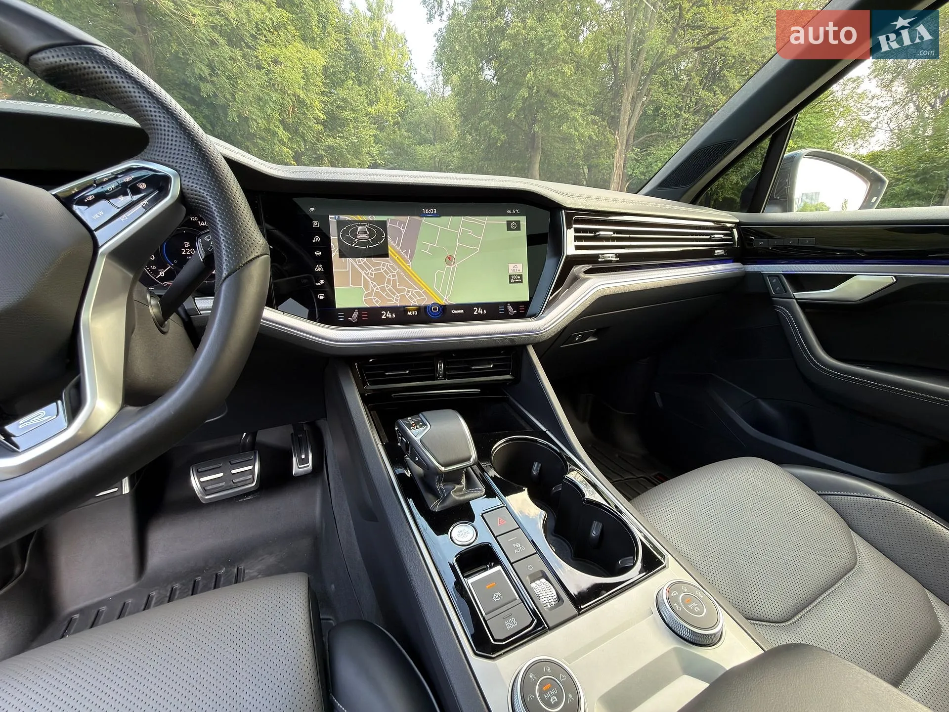 2021 Volkswagen Touareg - мініатюра 26
